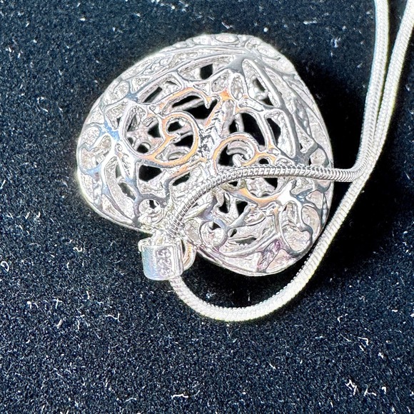 925 Sterling Silver Filigree Heart Pendant Necklace 14" Snake Chain - Picture 10 of 14